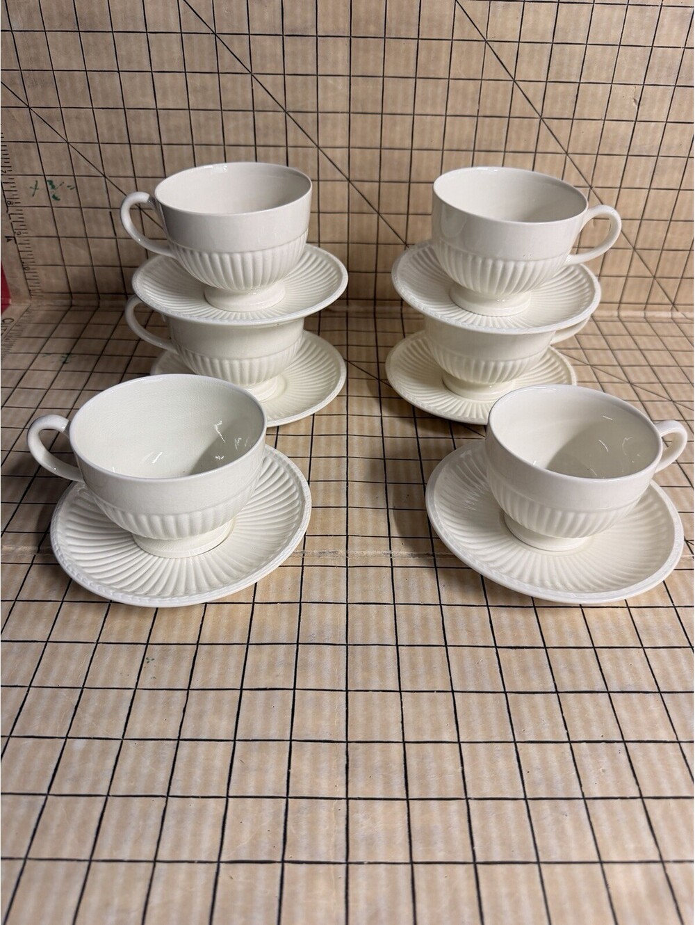 Wedgwood Etruria Barlaston Edme Ivory Cream Ribbed Set of 6 Tea Cups & Saucers